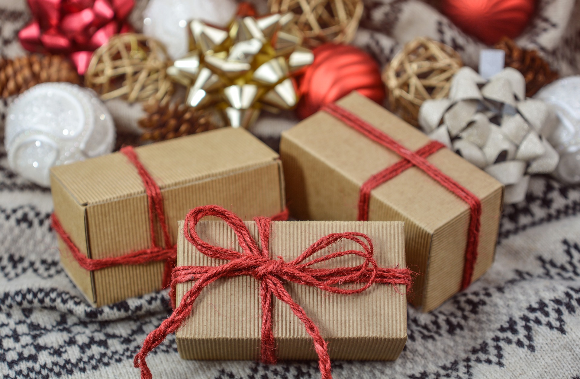 Christmas Gifts for Parents From Students – 7 Handmade Gift Ideas